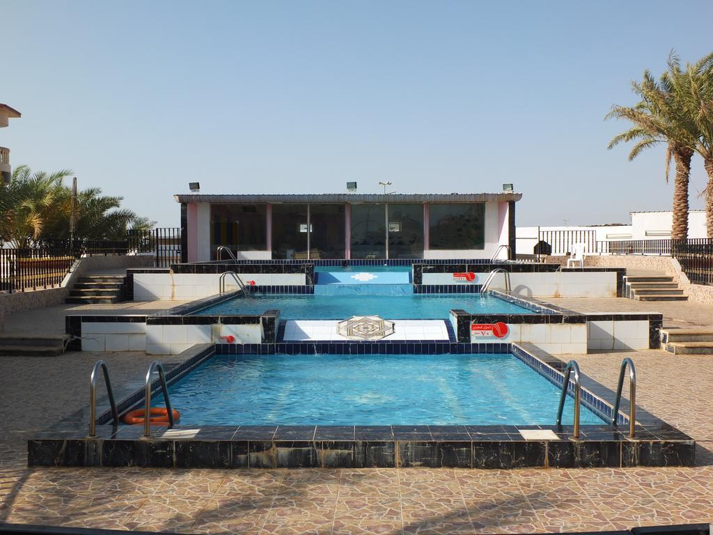 Al Ahmadi Plaza Resort Yanbu Extérieur photo