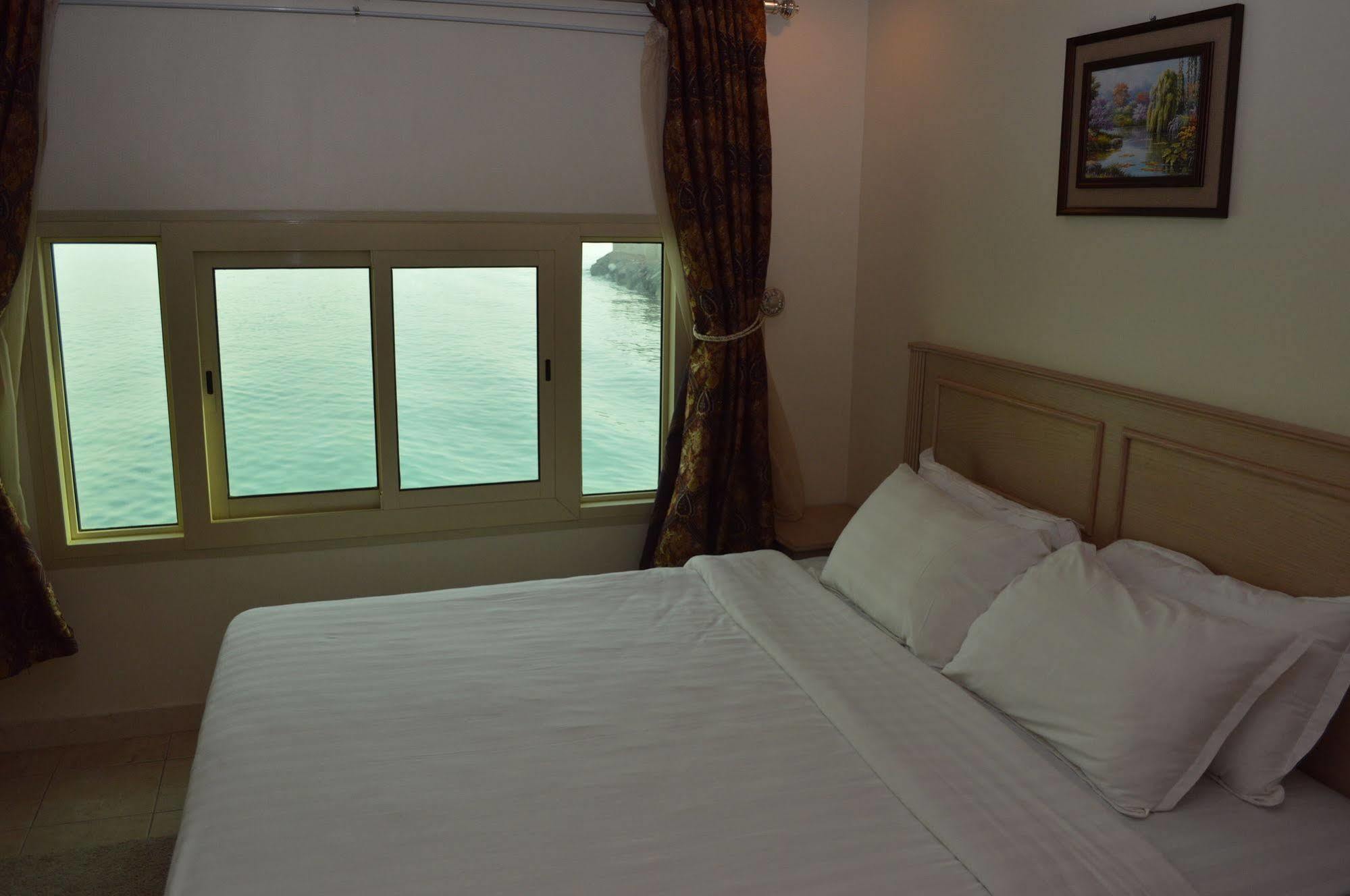 Al Ahmadi Plaza Resort Yanbu Extérieur photo